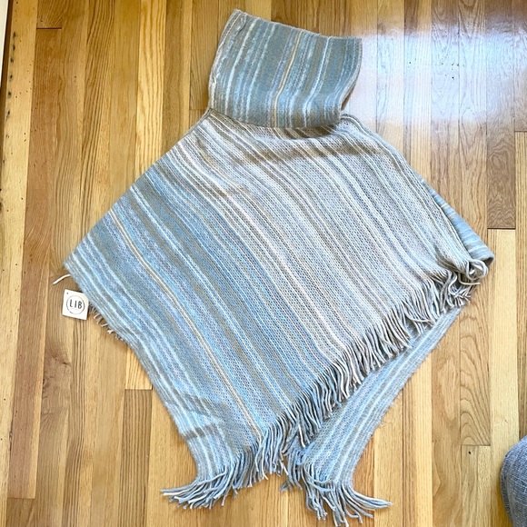 LIB New York Striped Cowl Neck Poncho - Picture 7 of 12